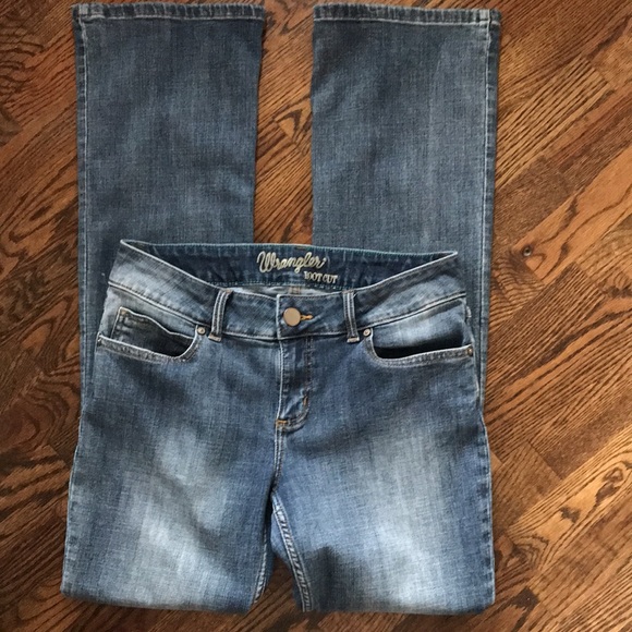 Wrangler BootCut Jeans - Picture 3 of 10